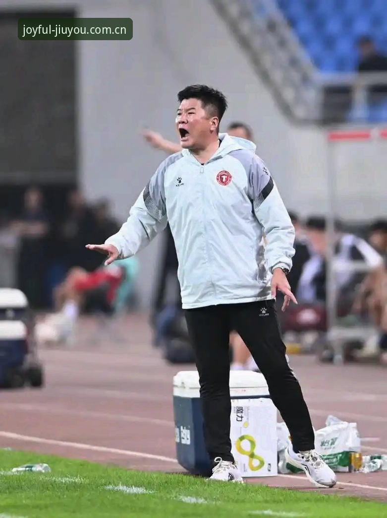 辽宁铁人夏季转会窗口操作详解：换外援、补内援，三中卫体系如何避坑？